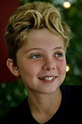 Роман Гриффин Дэвис