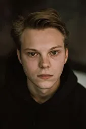 Влад Коноплёв