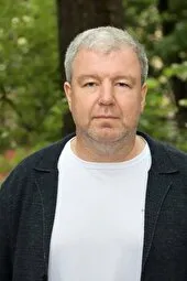 Александр Робак