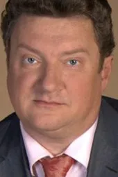 Олег Комаров