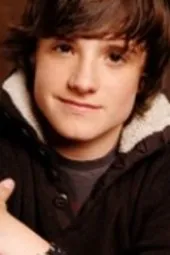 Джош Хатчерсон